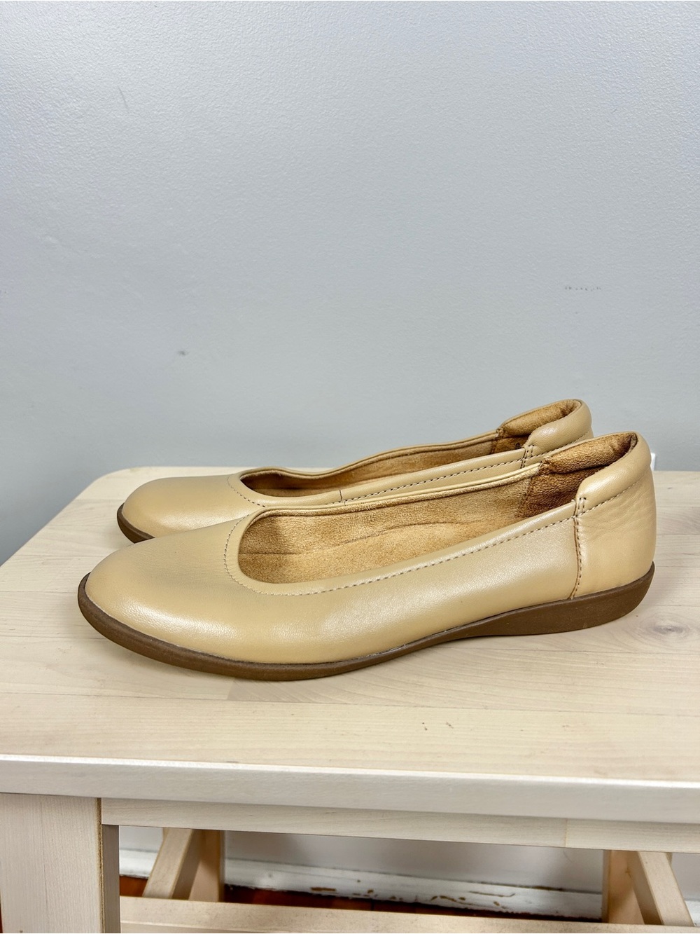 NATURALIZER Flexy Ballet Flat Tan Nude Sz 8‎ Genuine Leather Comfort Office